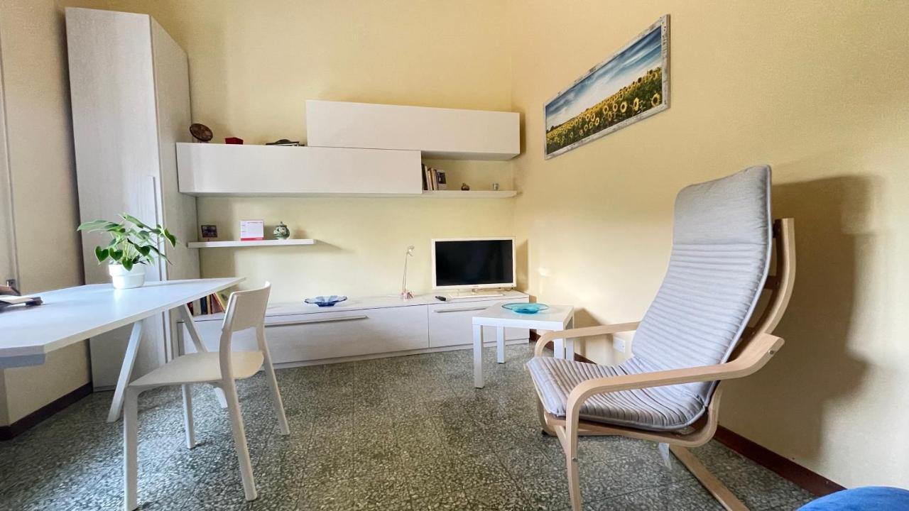 Tra Gli Olivi Apartment Lucca Luaran gambar
